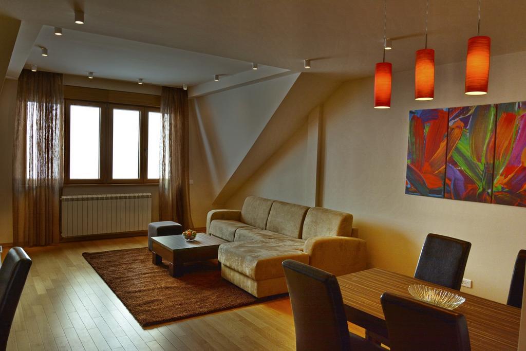 Klub Satelit Zlatibor Bed & Breakfast Exterior photo