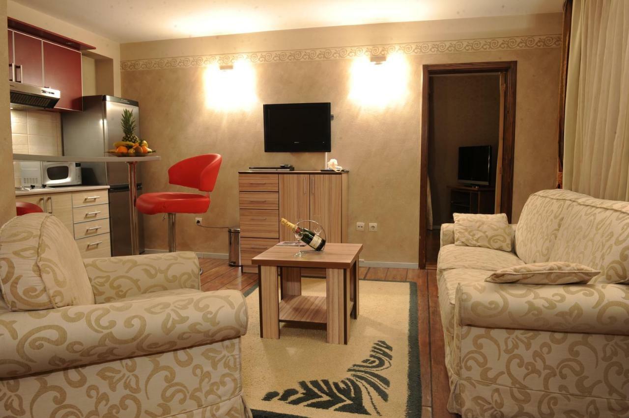 Klub Satelit Zlatibor Bed & Breakfast Exterior photo