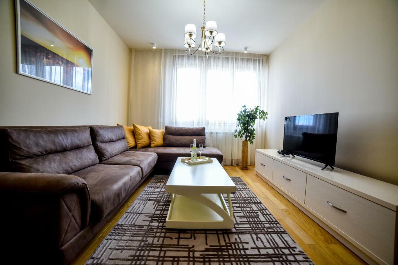 Klub Satelit Zlatibor Bed & Breakfast Exterior photo